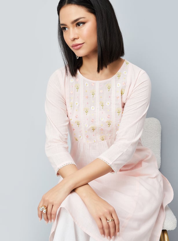 Women Embroidered Yoke Straight Kurta