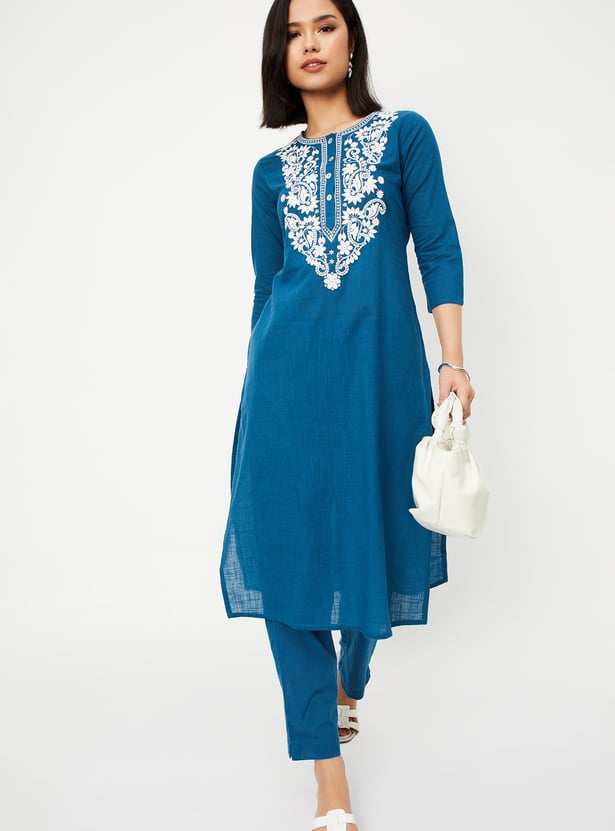 Women Embroidered Straight Kurta Set