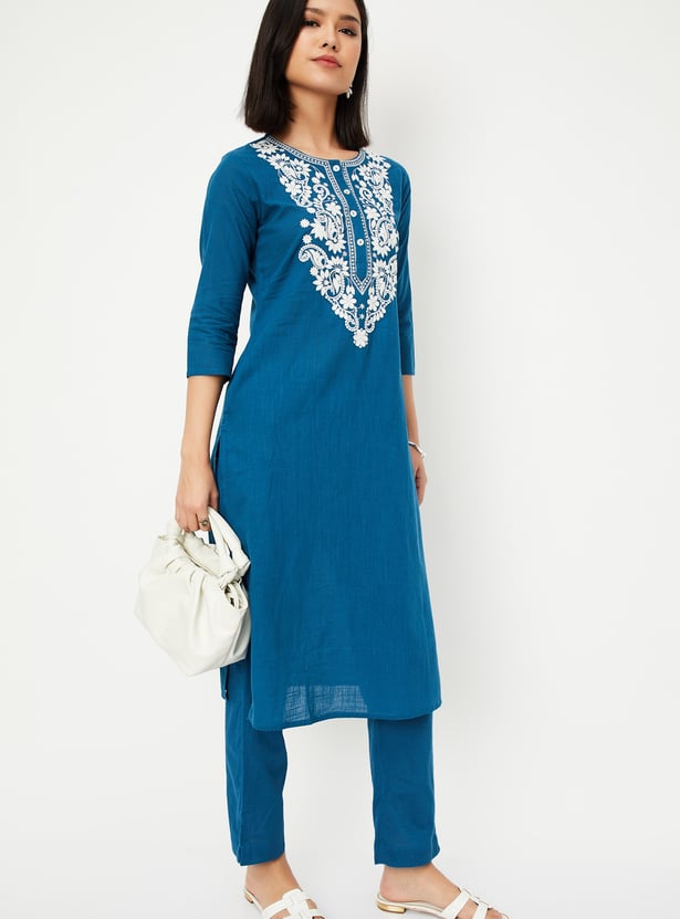 Women Embroidered Straight Kurta Set