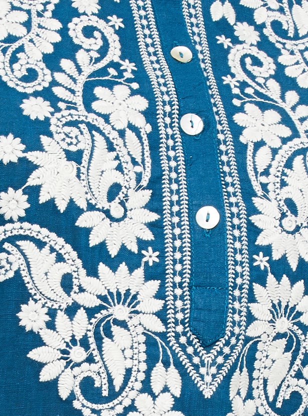 Women Embroidered Straight Kurta Set