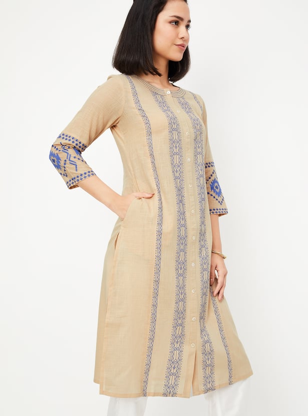 Women Thread Embroidered Straight Kurta