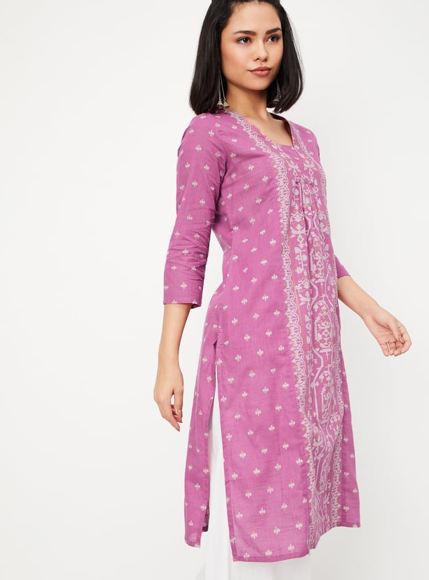 Women Embroidered Straight Kurta