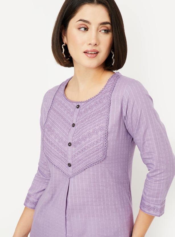 Women Embroidered Straight Kurta