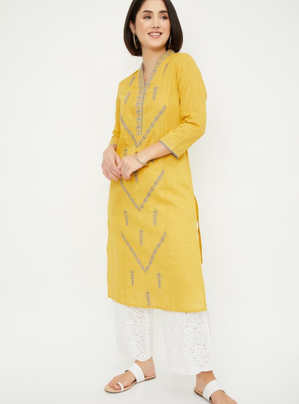 Women Embroidered Straight Kurta